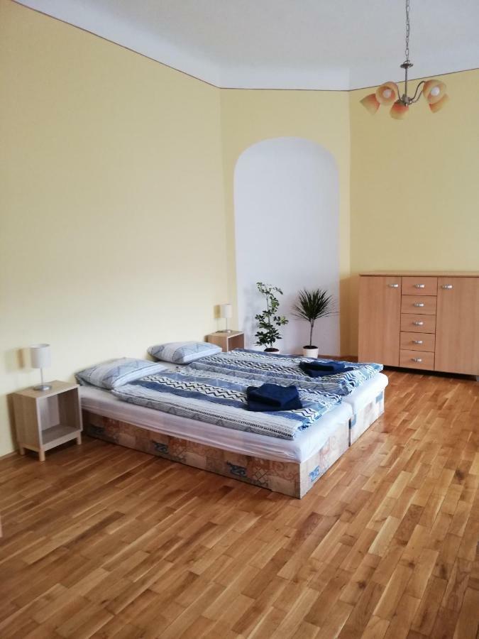 Pod Divadlem Znojmo
